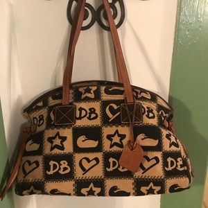 Dooney & Bourke purse